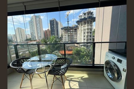 Apartamento para alugar com 38m², 1 quarto e 1 vaga Apartamento para alugar com 38m², 1 quarto e 1 vagaVaranda