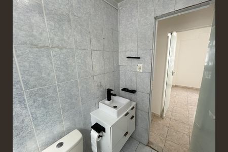 Apartamento para alugar com 58m², 3 quartos e sem vagaBanheiro