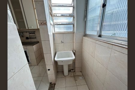 Apartamento para alugar com 58m², 3 quartos e sem vagaÁrea de Serviço