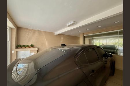 Casa à venda com 174m², 3 quartos e 2 vagas Casa à venda com 174m², 3 quartos e 2 vagasGaragem