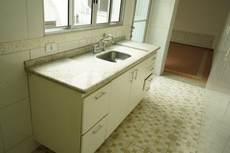 Cozinha de casa para alugar com 3 quartos, 160m² em Cidade Mãe do Céu, São Paulo