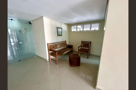 Apartamento para alugar com 67m², 2 quartos e 1 vagaHall de entrada