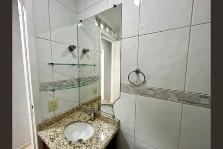 Apartamento para alugar com 67m², 2 quartos e 1 vagaBanheiro 1