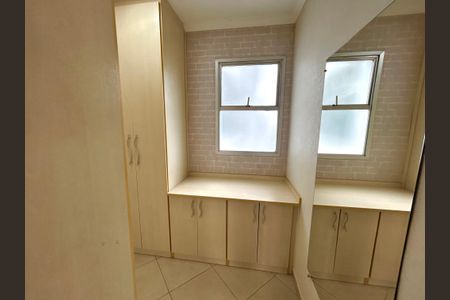 Apartamento para alugar com 67m², 2 quartos e 1 vagaCloset da suíte