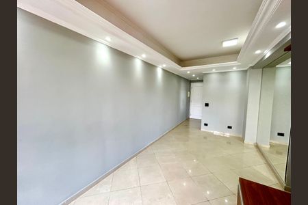 Apartamento para alugar com 67m², 2 quartos e 1 vagaSala