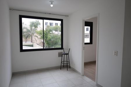 Sala/Cozinha de apartamento para alugar com 2 quartos, 40m² em Jurubatuba, São Paulo