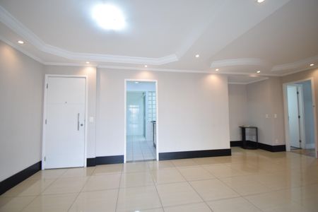 Apartamento para alugar com 112m², 3 quartos e 2 vagasSala