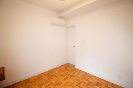 Apartamento para alugar com 140m², 3 quartos e 1 vagaSuíte 1