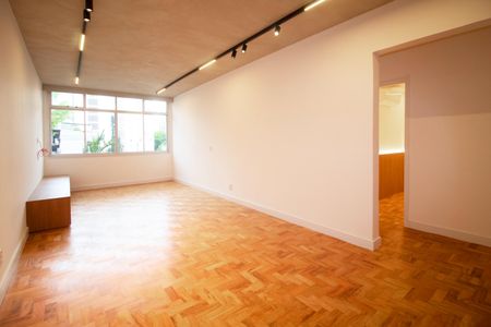 Apartamento para alugar com 140m², 3 quartos e 1 vagaSala