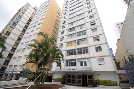 Apartamento para alugar com 140m², 3 quartos e 1 vagaFachada