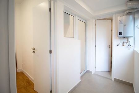 Apartamento para alugar com 140m², 3 quartos e 1 vagaÁrea de Serviço