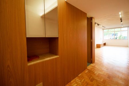 Sala de apartamento para alugar com 3 quartos, 140m² em Cerqueira César, São Paulo