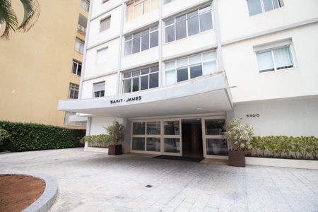 Apartamento para alugar com 140m², 3 quartos e 1 vagaFachada