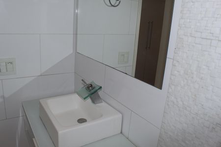 Apartamento para alugar com 168m², 3 quartos e 2 vagasBanheiro 1