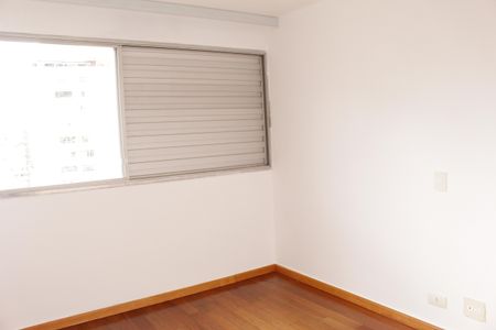 Apartamento para alugar com 168m², 3 quartos e 2 vagasQuarto 1