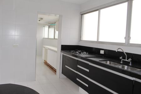 Apartamento para alugar com 168m², 3 quartos e 2 vagasCozinha