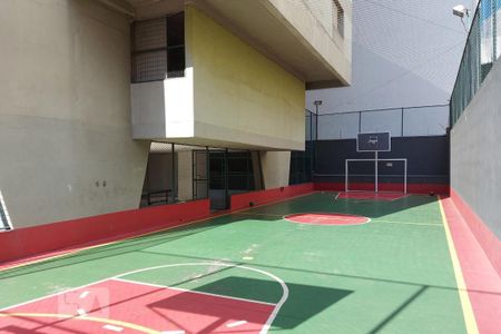 Apartamento para alugar com 168m², 3 quartos e 2 vagas Apartamento para alugar com 168m², 3 quartos e 2 vagasÁrea comum