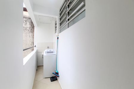 Apartamento para alugar com 70m², 2 quartos e sem vaga Apartamento para alugar com 70m², 2 quartos e sem vagaÁrea de serviço