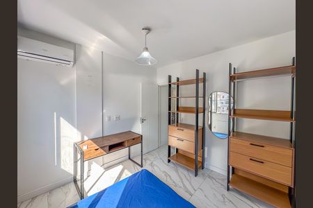 Quarto 2 de apartamento para alugar com 2 quartos, 50m² em Centro, Rio de Janeiro