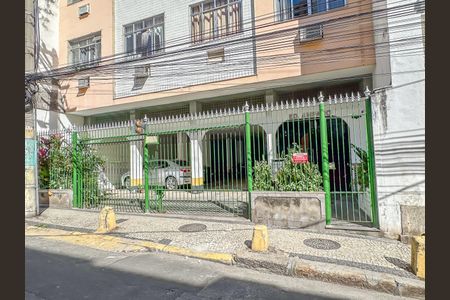 Fachada de apartamento para alugar com 2 quartos, 50m² em Centro, Rio de Janeiro