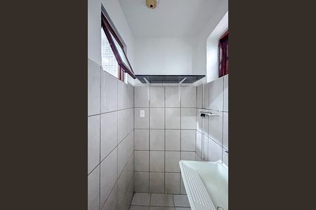Casa para alugar com 70m², 2 quartos e 1 vagaÁrea de Serviço