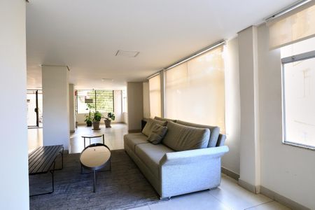 Apartamento para alugar com 110m², 2 quartos e 1 vagaHall