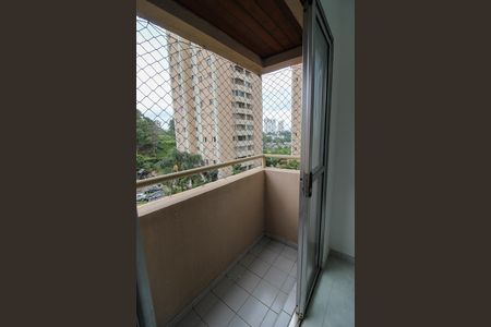 Varanda da Sala de apartamento para alugar com 3 quartos, 60m² em Jardim Jaqueline, São Paulo