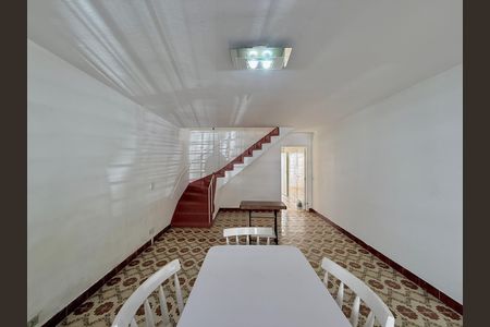 Sala de casa à venda com 2 quartos, 100m² em Vila Cordeiro, São Paulo