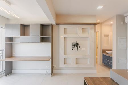 Apartamento à venda com 34m², 1 quarto e 1 vaga Apartamento à venda com 34m², 1 quarto e 1 vagaSala