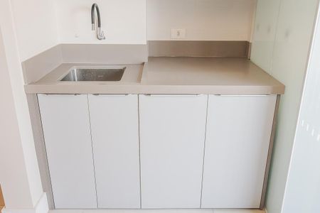 Apartamento à venda com 34m², 1 quarto e 1 vaga Apartamento à venda com 34m², 1 quarto e 1 vagaÁrea de Serviço