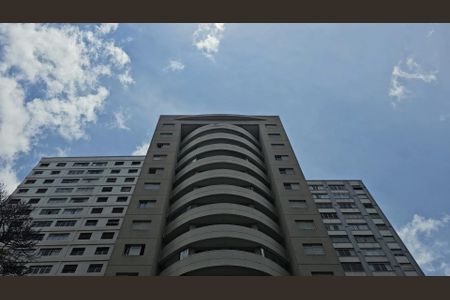 Apartamento para alugar com 30m², 1 quarto e 1 vagaFachada