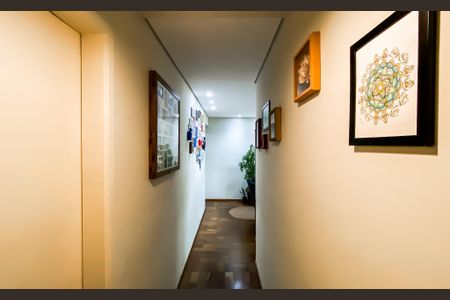 Apartamento à venda com 95m², 3 quartos e 1 vagaCorredor