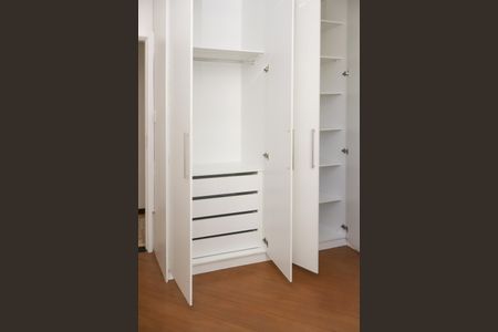 Apartamento para alugar com 90m², 3 quartos e 1 vagaQuarto 2