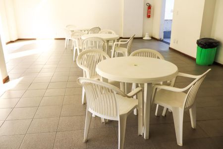 Apartamento para alugar com 90m², 3 quartos e 1 vagaÁrea comum - Salão de festas