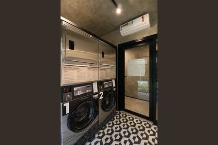 Studio para alugar com 25m², 1 quarto e sem vaga Studio para alugar com 25m², 1 quarto e sem vagaLavanderia