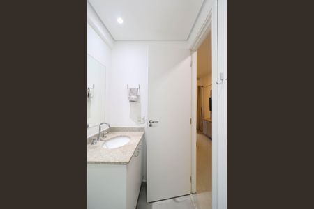 Studio para alugar com 25m², 1 quarto e sem vaga Studio para alugar com 25m², 1 quarto e sem vagaBanheiro social