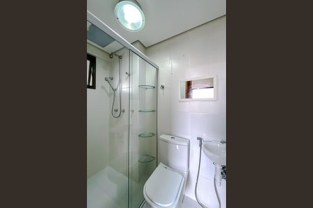 Banheiro da Suíte de apartamento para alugar com 3 quartos, 75m² em Água Rasa, São Paulo