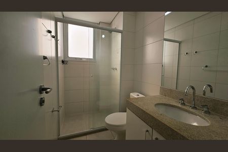 Apartamento para alugar com 52m², 2 quartos e 1 vaga Apartamento para alugar com 52m², 2 quartos e 1 vagaBanheiro da Suíte