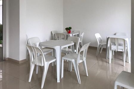 Studio para alugar com 32m², 1 quarto e 1 vaga Studio para alugar com 32m², 1 quarto e 1 vagaÁrea comum - Salão de festas