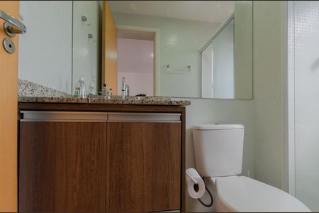 Banheiro de kitnet/studio para alugar com 1 quarto, 32m² em Vila Mariana, São Paulo