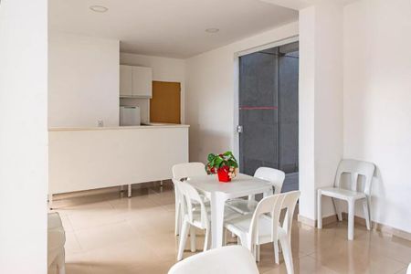 Studio para alugar com 32m², 1 quarto e 1 vaga Studio para alugar com 32m², 1 quarto e 1 vagaÁrea comum - Salão de festas