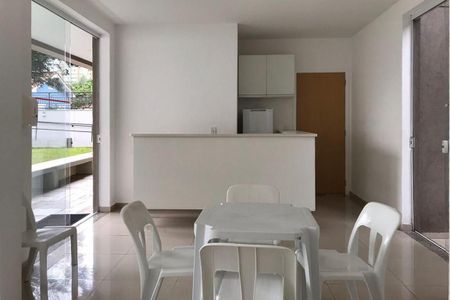 Studio para alugar com 32m², 1 quarto e 1 vaga Studio para alugar com 32m², 1 quarto e 1 vagaÁrea comum - Salão de festas