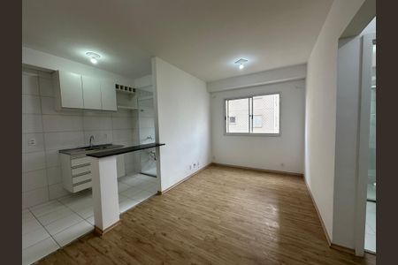 Sala de apartamento para alugar com 2 quartos, 51m² em Vila São João, Barueri