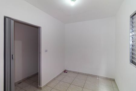 Casa para alugar com 180m², 3 quartos e 2 vagas Casa para alugar com 180m², 3 quartos e 2 vagasQuarto 2