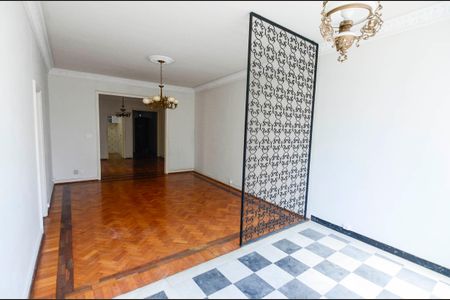 Apartamento à venda com 170m², 3 quartos e 1 vaga Apartamento à venda com 170m², 3 quartos e 1 vagaSala
