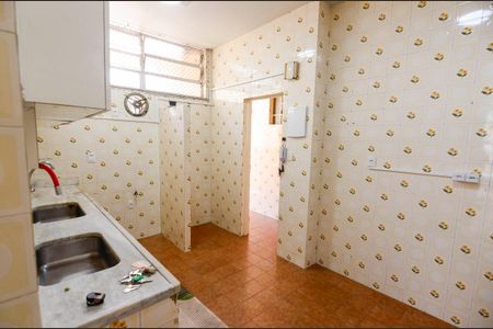 Apartamento à venda com 170m², 3 quartos e 1 vaga Apartamento à venda com 170m², 3 quartos e 1 vagaCozinha