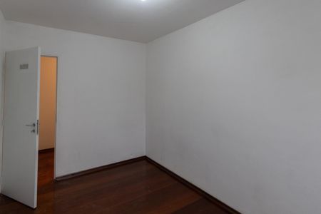 Quarto 1 de apartamento para alugar com 2 quartos, 60m² em Vila Constança, São Paulo
