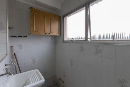 Apartamento à venda com 60m², 2 quartos e 1 vaga Apartamento à venda com 60m², 2 quartos e 1 vagaCozinha e Área de Serviço