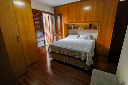 Casa para alugar com 180m², 3 quartos e 3 vagasSuíte