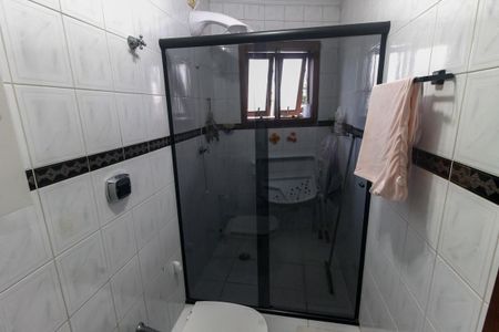 Casa para alugar com 180m², 3 quartos e 3 vagasBanheiro Corredor